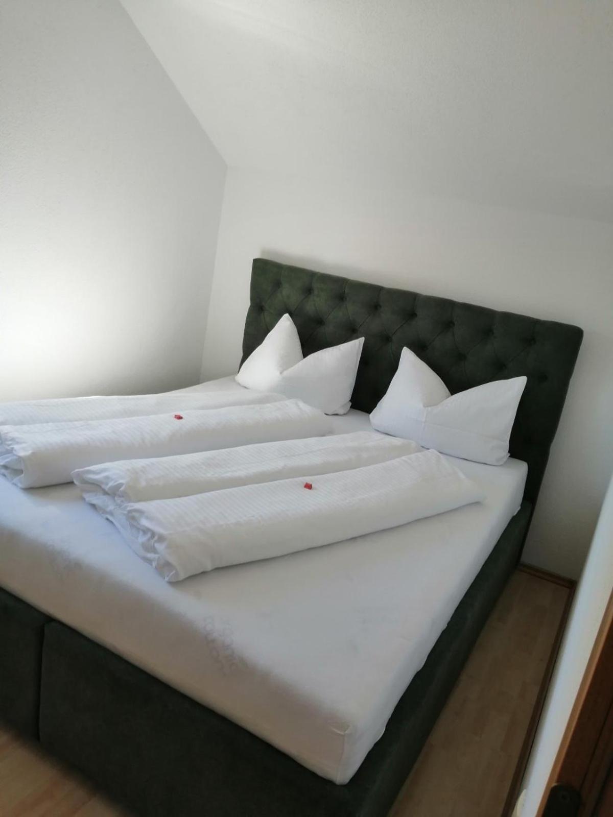 באניה לוקה Romantic Lodge מראה חיצוני תמונה