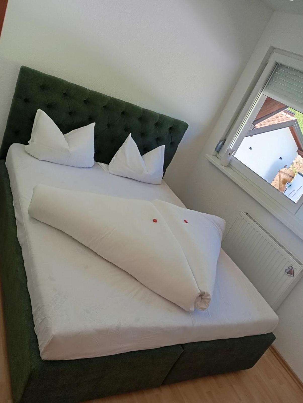 באניה לוקה Romantic Lodge מראה חיצוני תמונה