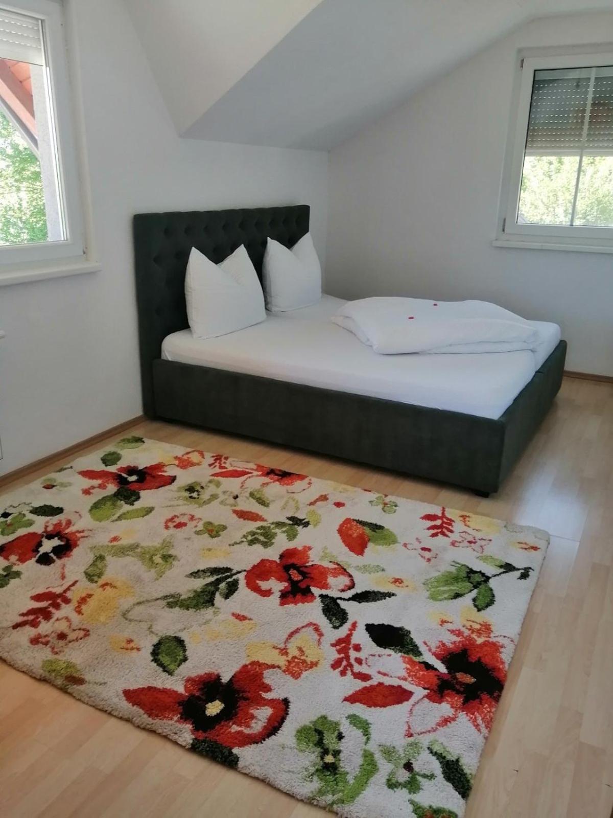באניה לוקה Romantic Lodge מראה חיצוני תמונה